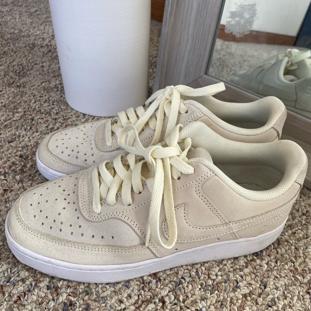 Size 8 nikes